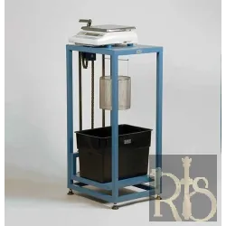Electronic Balance to Nearest 0.1g with 6kg Capacity and Provision for Hook at the Bottom to Enable Weighing From Below